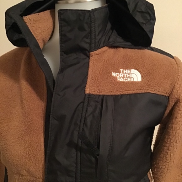 🔥The North Face, great condition, does have fur lint, see photos, size 7/8 - Picture 5 of 9